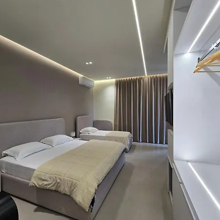 Hotel By Jordan's Vlorë